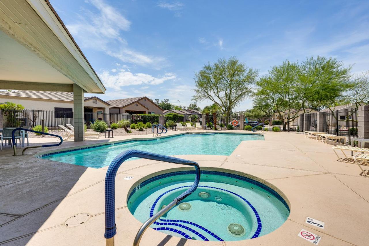 Feriehus Pet-friendly Vacation Pool Access!